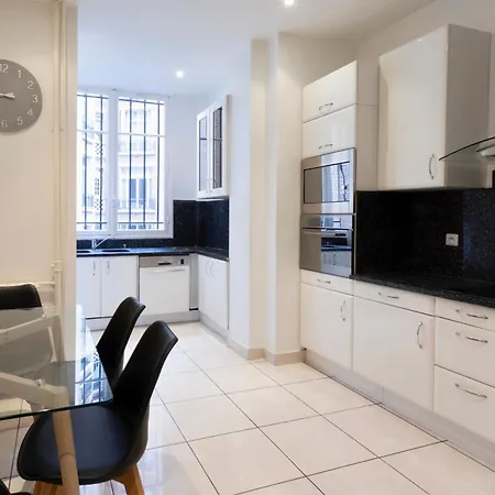 Spcaious Flat 160 M2 Close To Eiffel Tower Appartement Paris